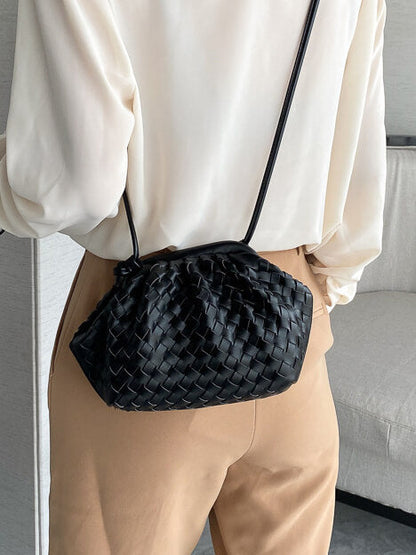 Woven Cloud Shoulder Crossbody Clip Bag